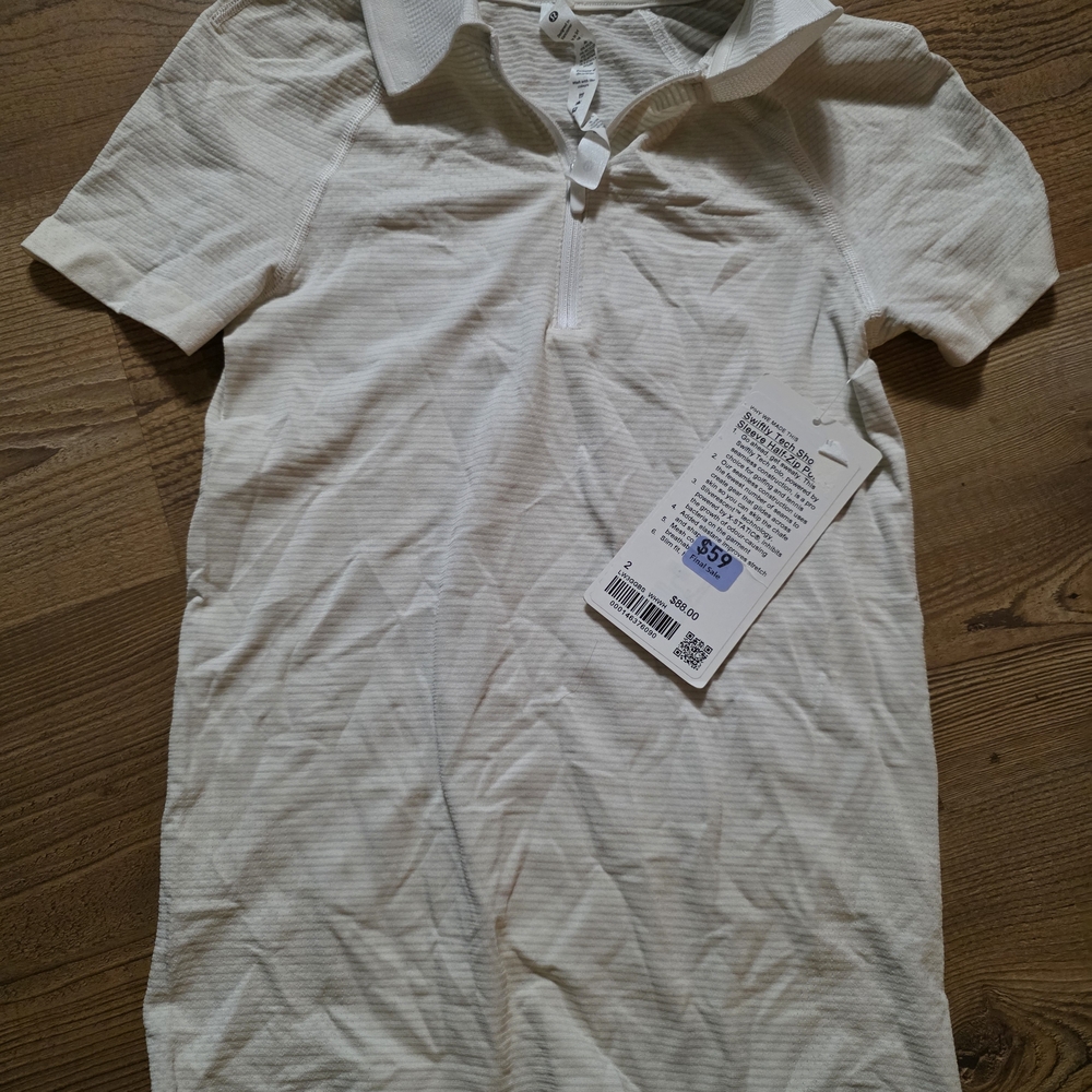 Lululemon Swuftly Tech Half Zip